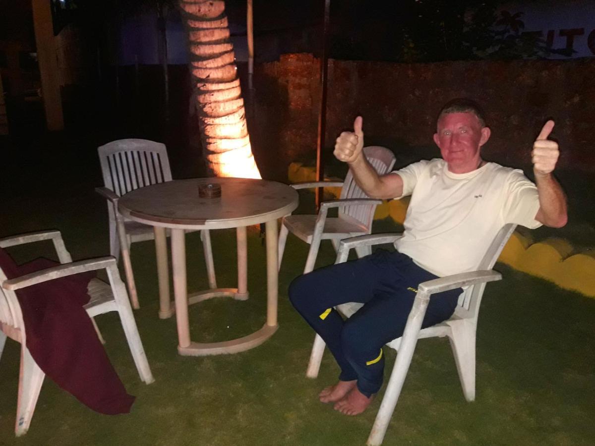 La Vega Resorts Morjim Buitenkant foto